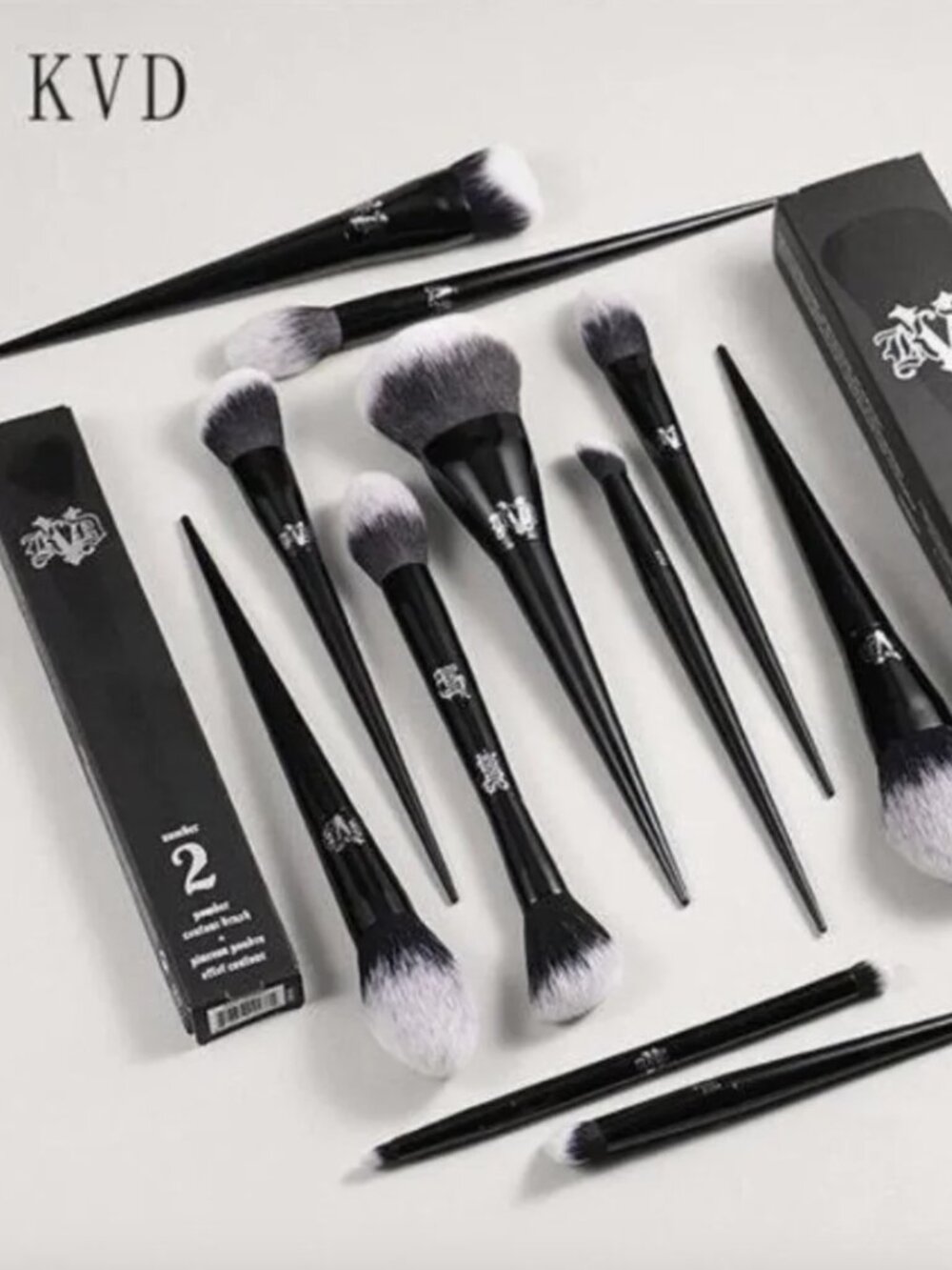 Kat Von D  Makeup Brush Set & Kit Foundation Blush Highlight Concealer NWT